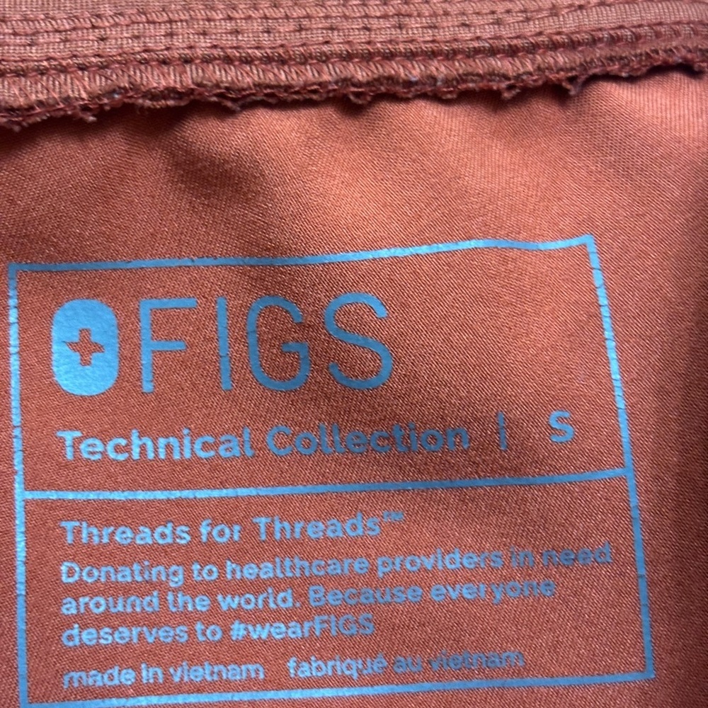 FIGS Bundle Zamora Jogger Scrub Pants - Rust & Graphite Gray - Picture 12 of 15